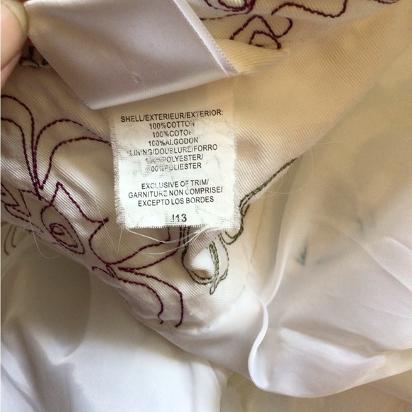 Weekender woman’s white denim jacket. Size 13. - Picture 6 of 6